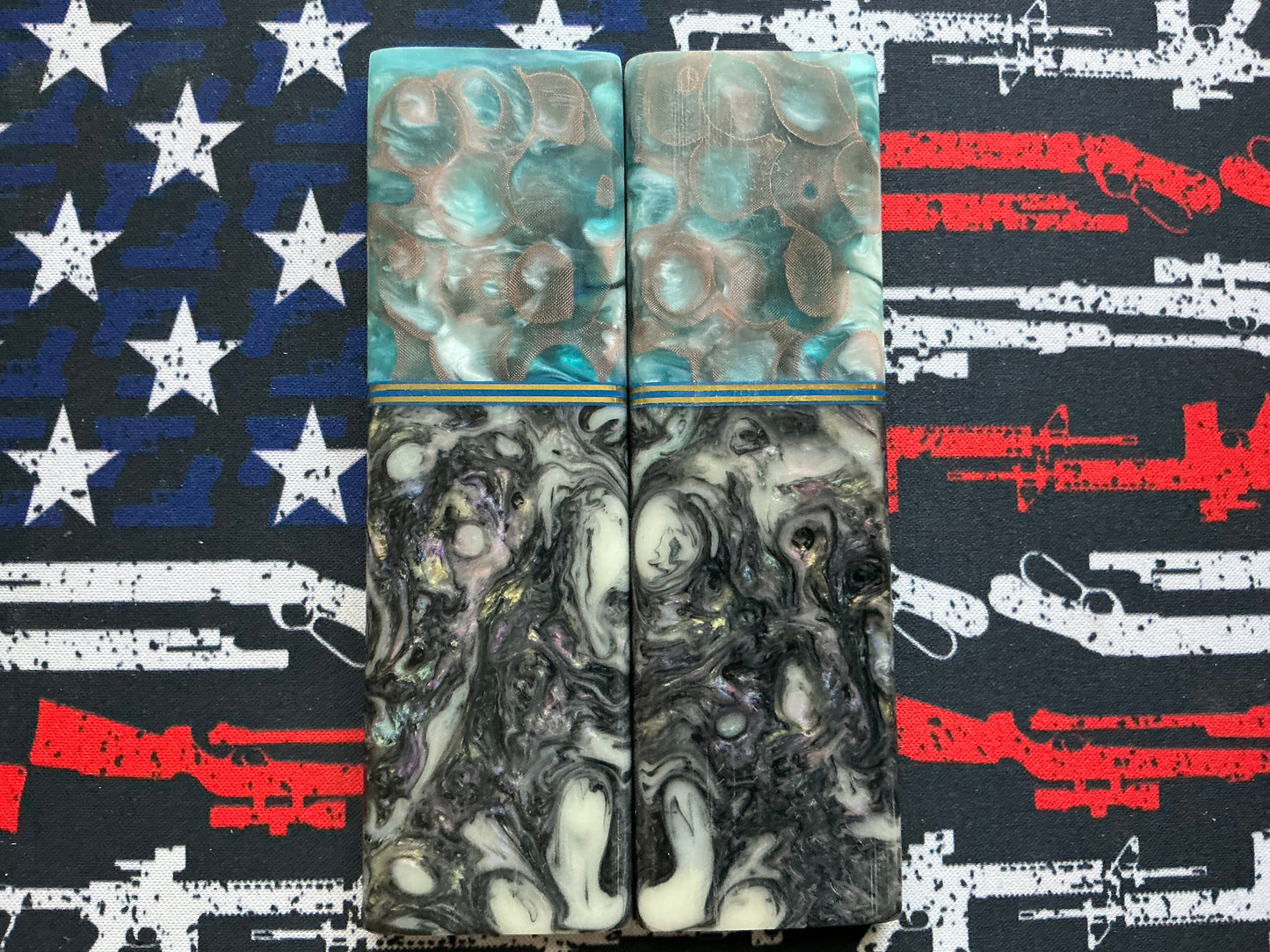 B&W Resin with Copper Infused Resin and Brass/G10 Spacers - Blue Liner