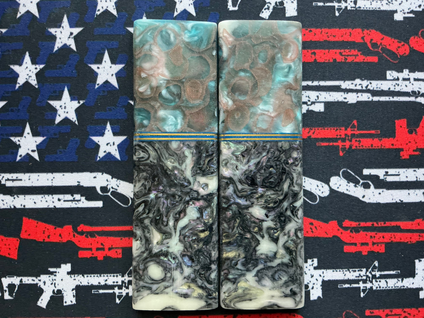 B&W Resin with Copper Infused Resin and Brass/G10 Spacers - Blue Liner
