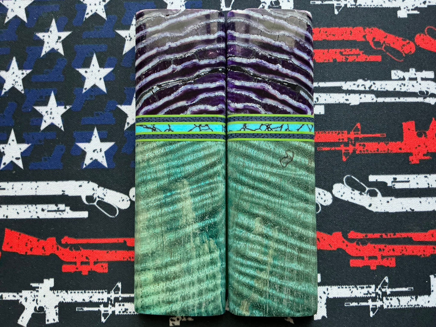 Curly Mango with Purple Mammoth Tooth Bolsters - Trustone/G10/Carbon Fiber Accents - Green Liner