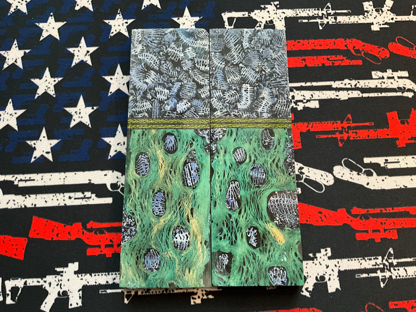 Dyed Cholla (Teal) with Brain Coral Inlay with Blue Brain Coral Bolsters and Carbon Fiber Spacers