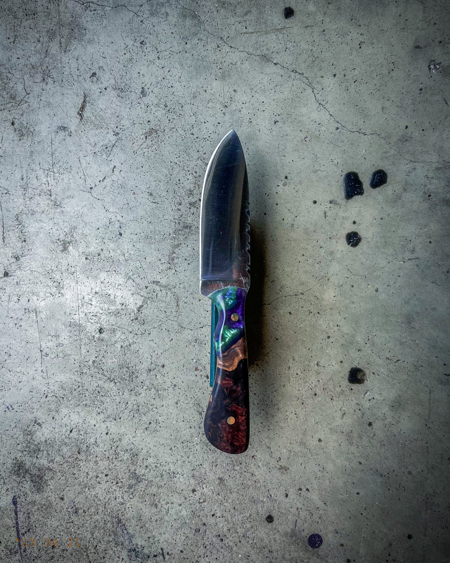 Honduran Rosewood Burl Knife with Green and Purple Dyed Resin Handle