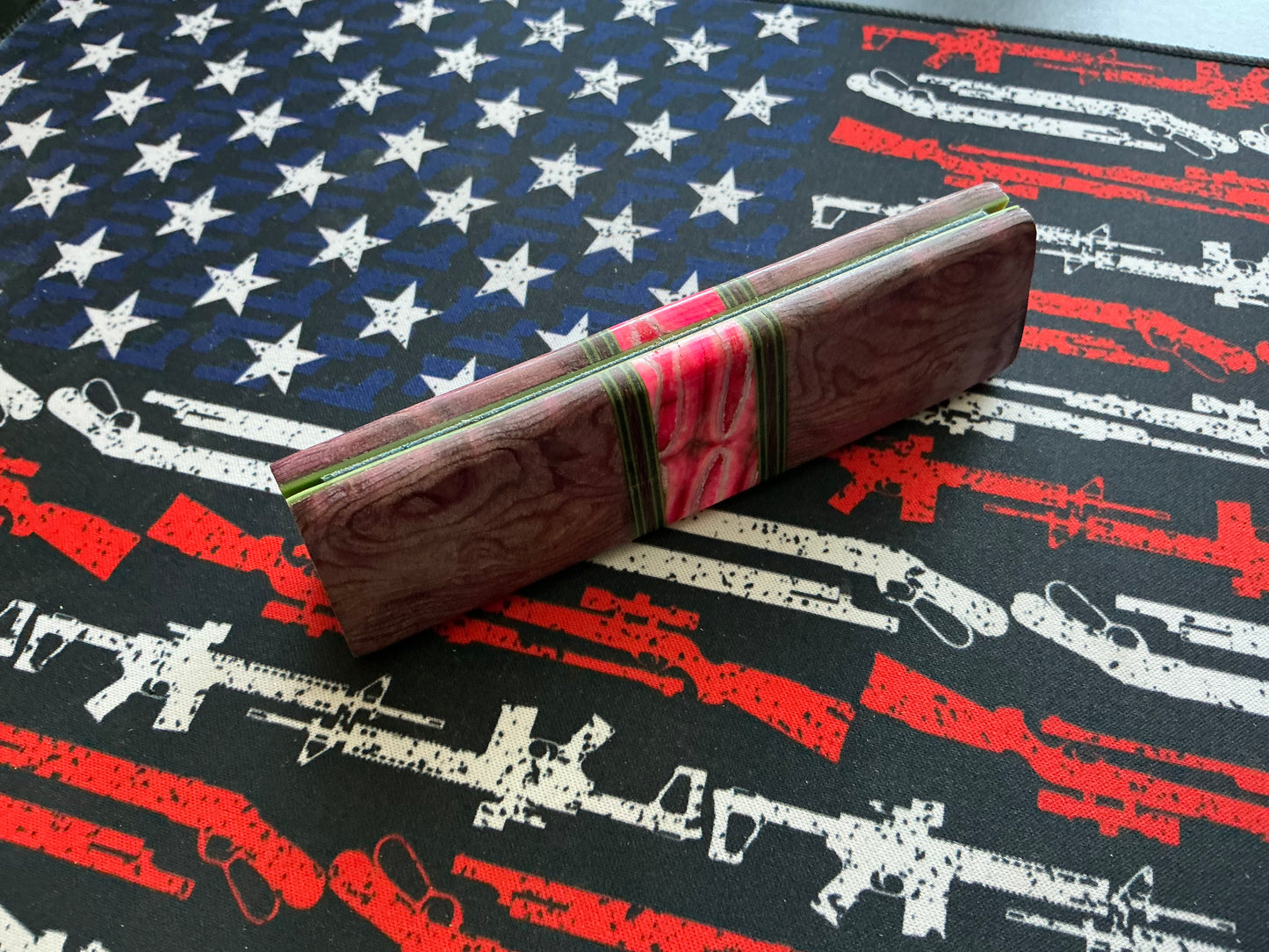 K&G Burl with Red Mammoth Tooth Accented with Carbon Fiber/G10 Spacers - Green Liner