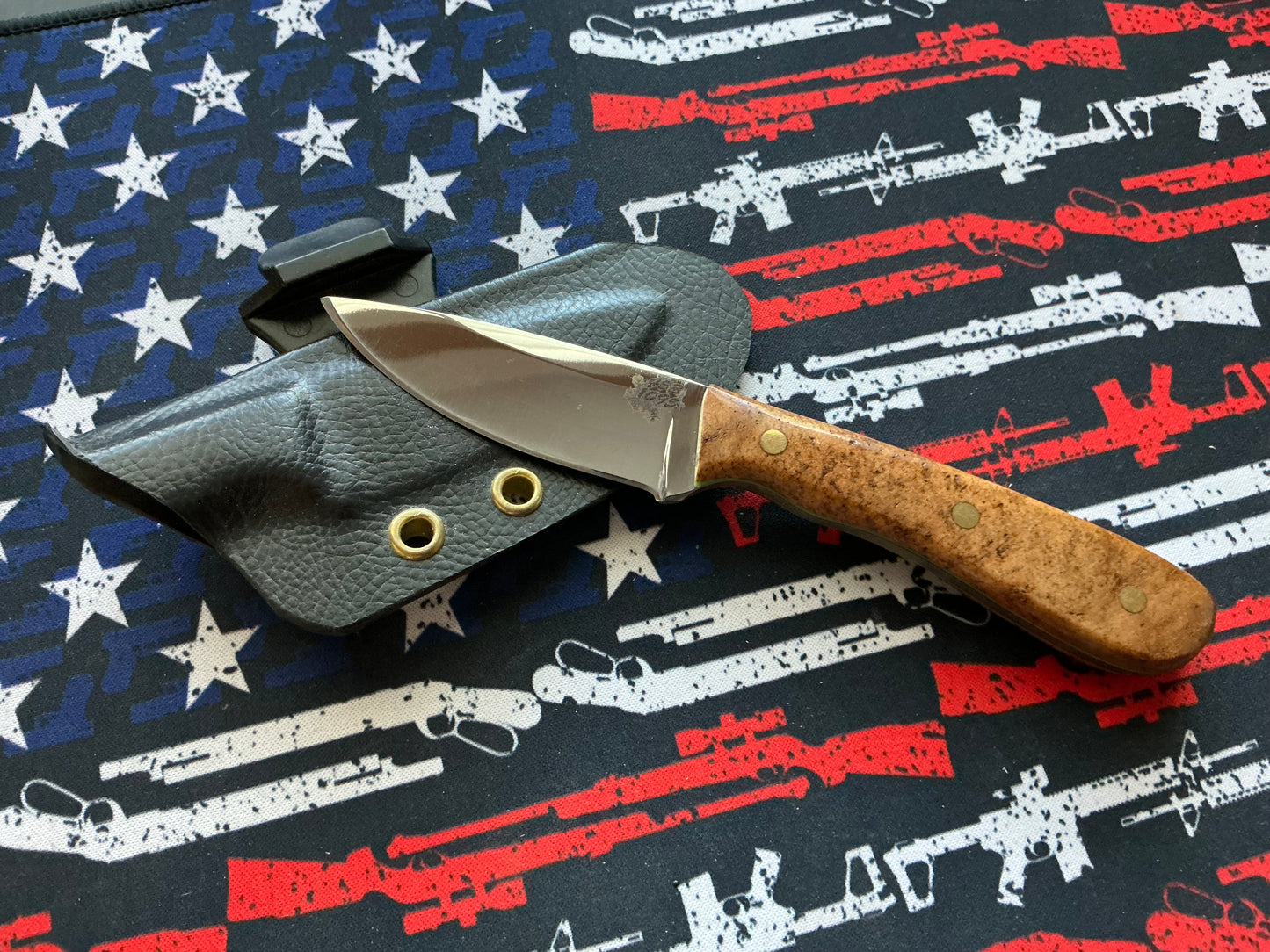 Knife - Every Day Carry (EDC) - 1095 Steel