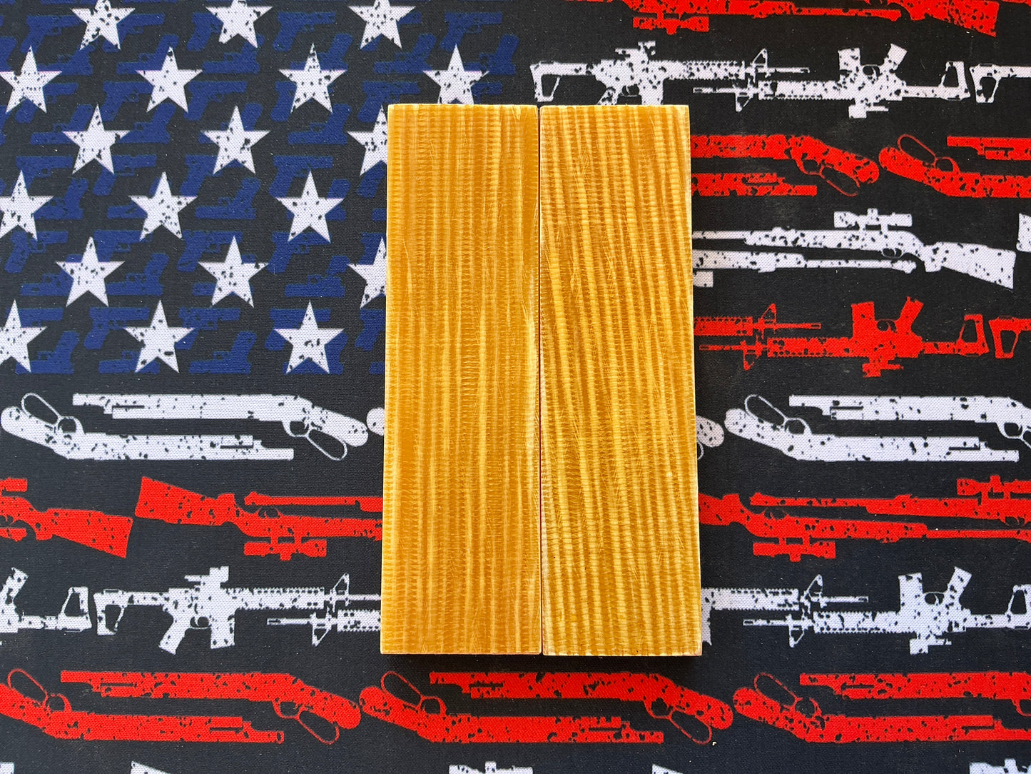 Vintage Glass Micarta w/ Red Liners